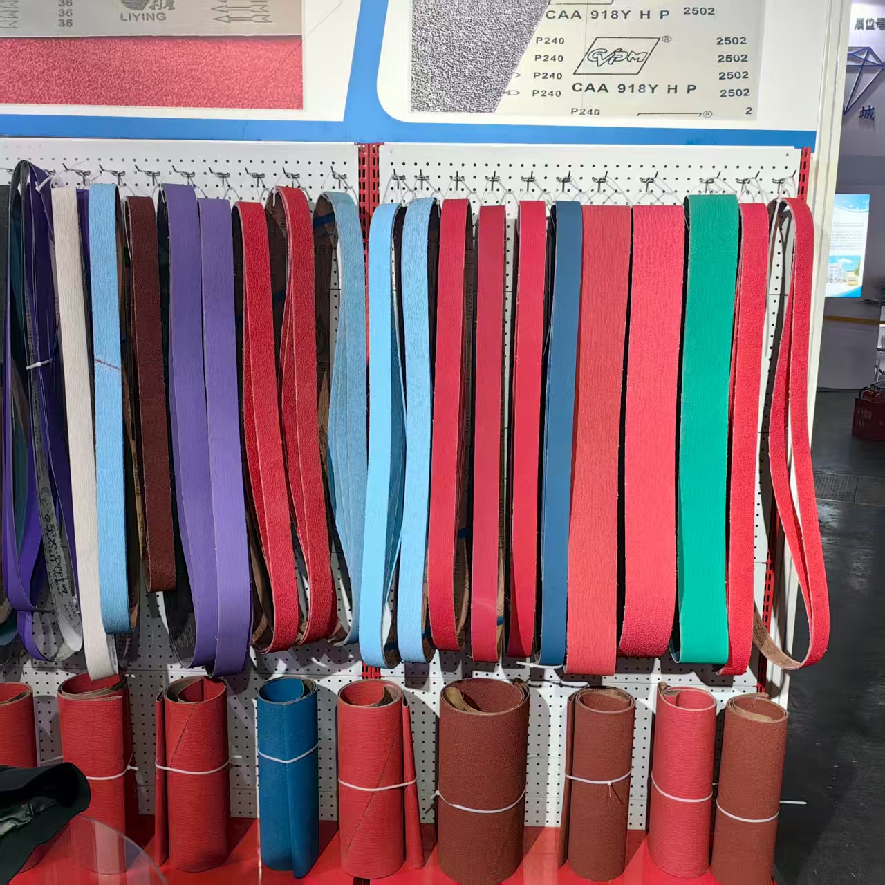 What Types of Sanding Belts Are Best Suited for Working with High Carbon / Low Alloy Steels?