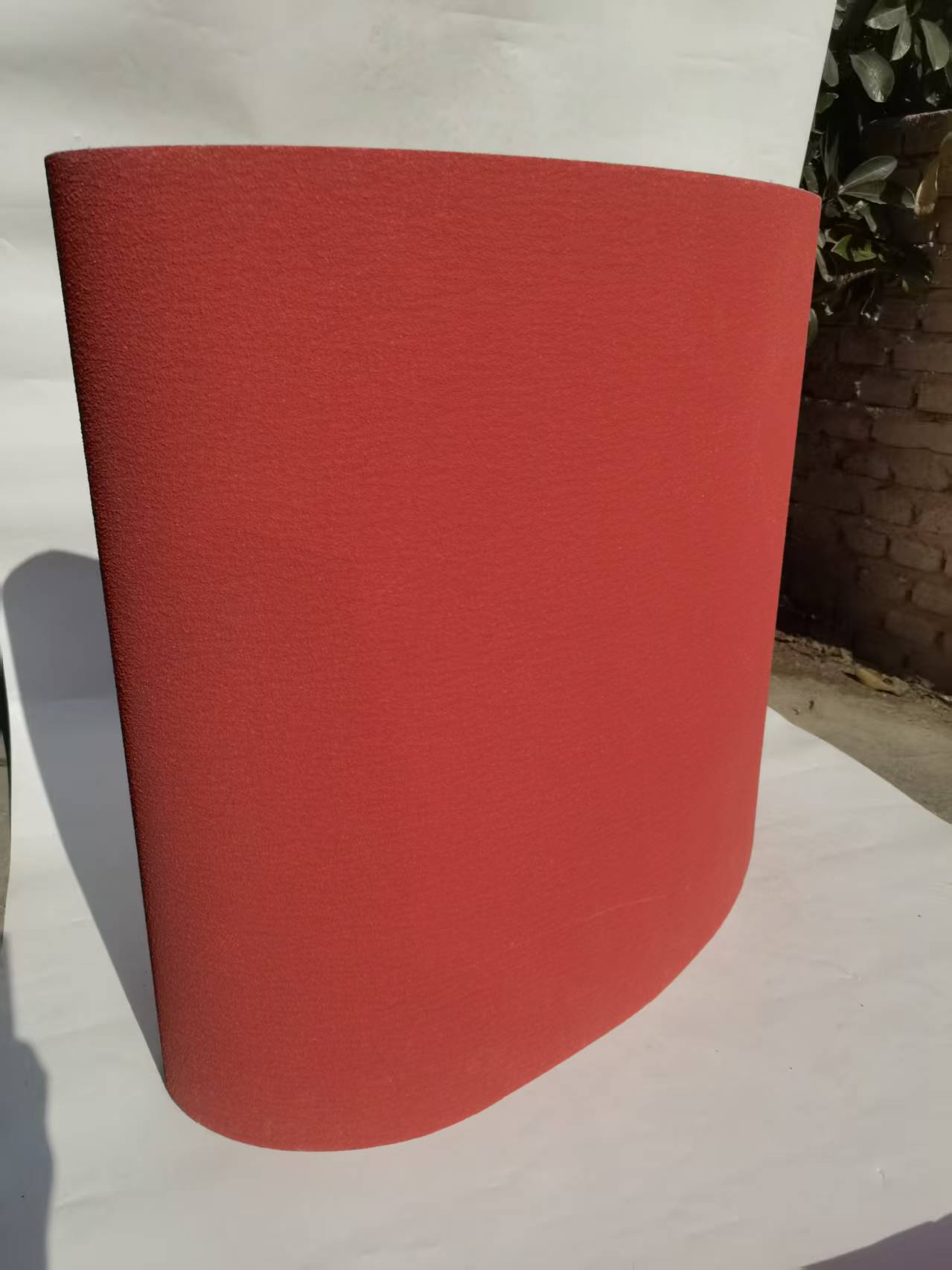 Let’s take a look at our outstanding ceramic abrasive belt